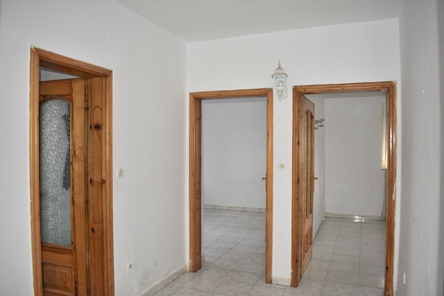 Tirane, shitet Kati 0, 65 m² 85.000 Euro