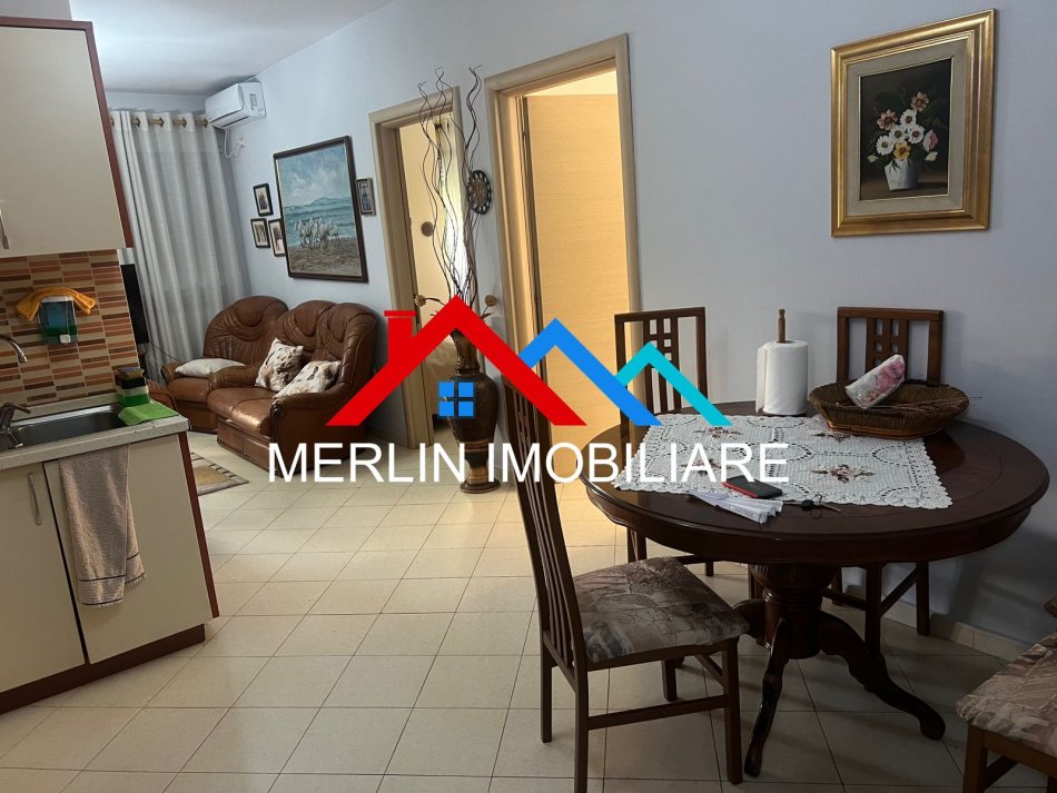Tirane, jepet me qera apartament 2+1 Kati 3, 91 m² 600 € (Rruga Mine Peza)