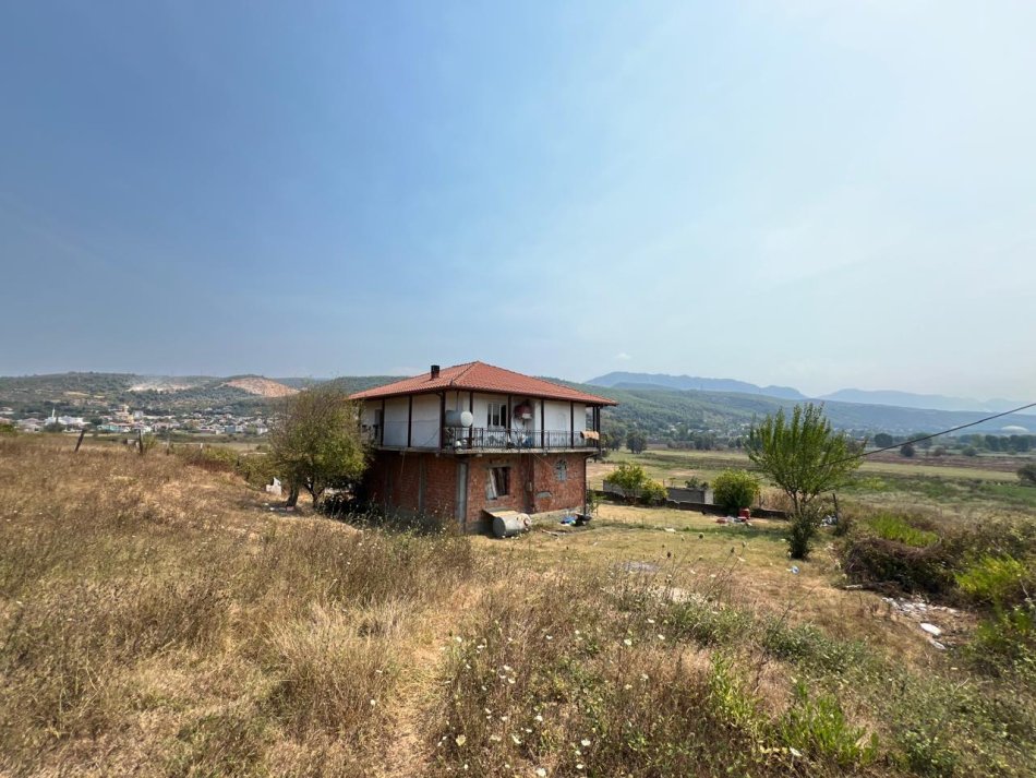 Kruje, shitet shtepi 4+1+Ballkon Kati 2, 84 m² 80.000 € (Borizane, Kruje)