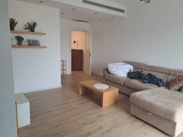 Tirane, jepet me qera apartament 2+1+A+BLK Kati 13, 90 m² 700 Euro