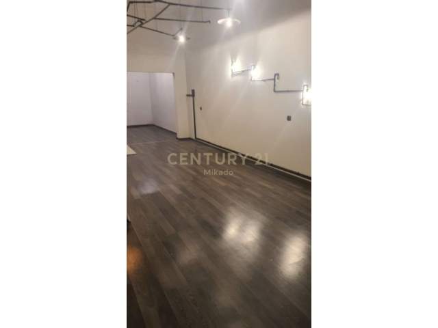 Tirane, shitet ambjent biznesi Kati 0, 28 m² 40.000 Euro (Laprake)