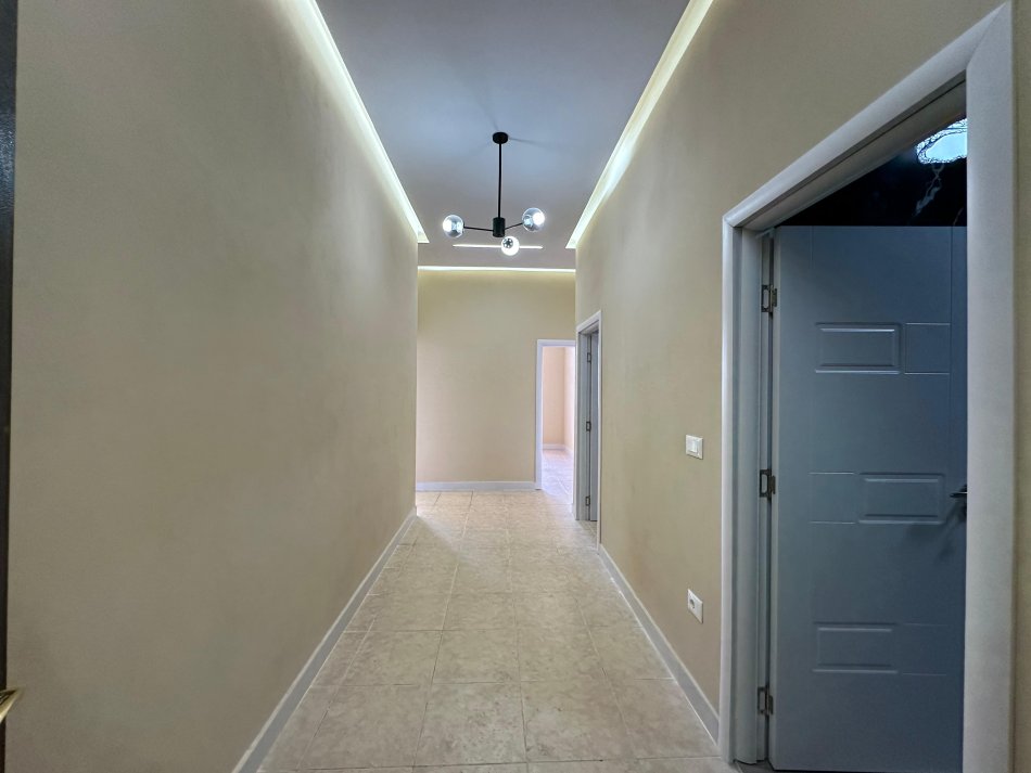 Durres, shitet apartament 3+1+Ballkon Kati 1, 115 m² 120.000 € (Plazh, Durres)