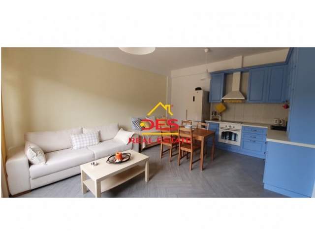 Vlore, jepet me qera apartament Kati 0, 77 m² 900 Euro (Rruga Aleksander Moisiu)