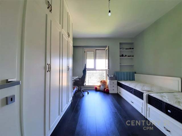 Tirane, shitet apartament 2+1+A+BLK Kati 3, 119 m² 180.000 Euro (liqeni i thate)