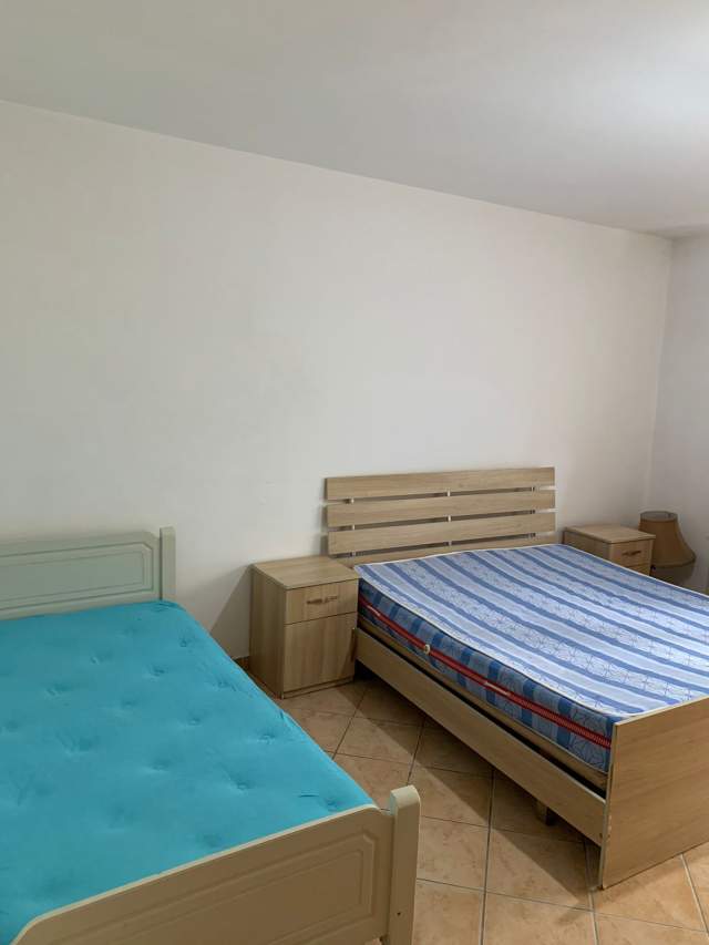 Tirane, jepet me qera apartament 1+1+BLK Kati 1, 60 m² 50.000 Leke (Komuna e Parisit)