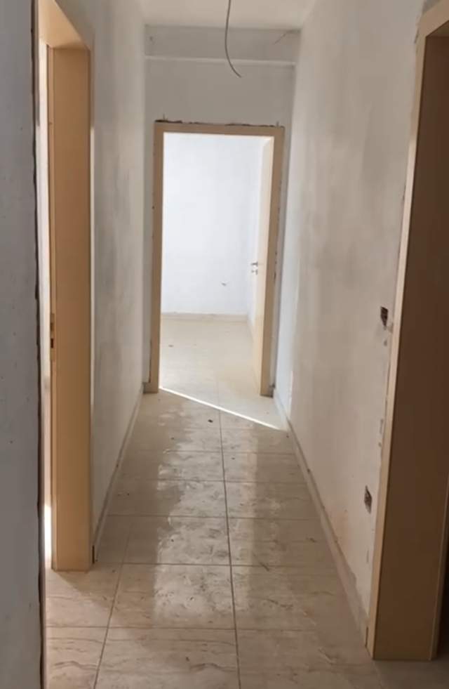 Tirane, shitet apartament 2+1 Kati 3, 100 m² 114.000 Euro (Liqeni i Thate)
