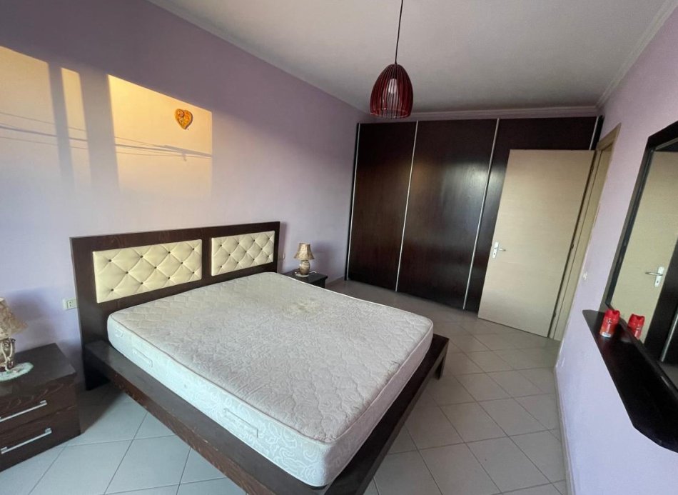 Tirane, shitet apartament 2+1 Kati 6, 99 m² 125.000 € (YZBERISHT)