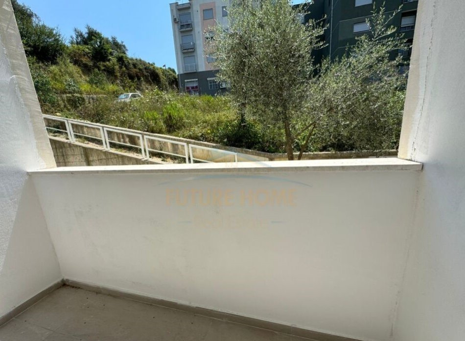 Tirane, shitet apartament 1+1 Kati 0, 54 m² 89.000 € (Kopshti Zoologjik)