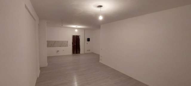 Tirane, jepet me qera apartament 3+1+A+BLK Kati 8, 132 m² 650 Euro (Rruga Ndre Mjeda)