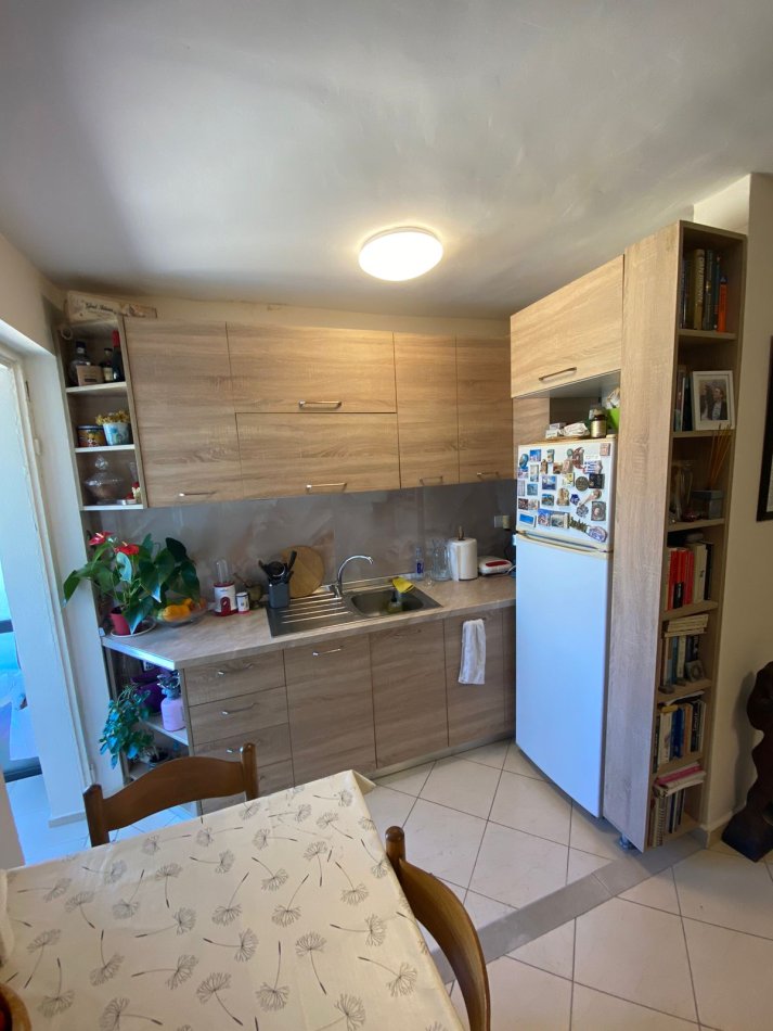 Tirane, shitet apartament 1+1+Aneks+Ballkon Kati 4, 65 m² 95.000 € (vasil shanto)