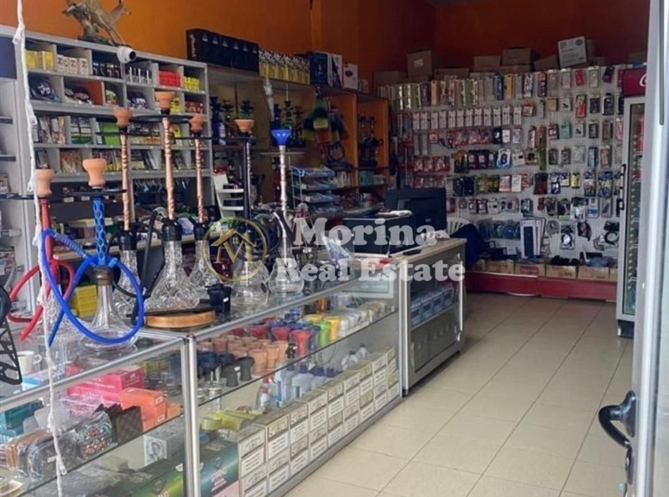 Tirane, shitet ambjent biznesi Kati 0, 43 m² 120.000 € (Laprake/Rruga Gjimnazi Aleks Buda)