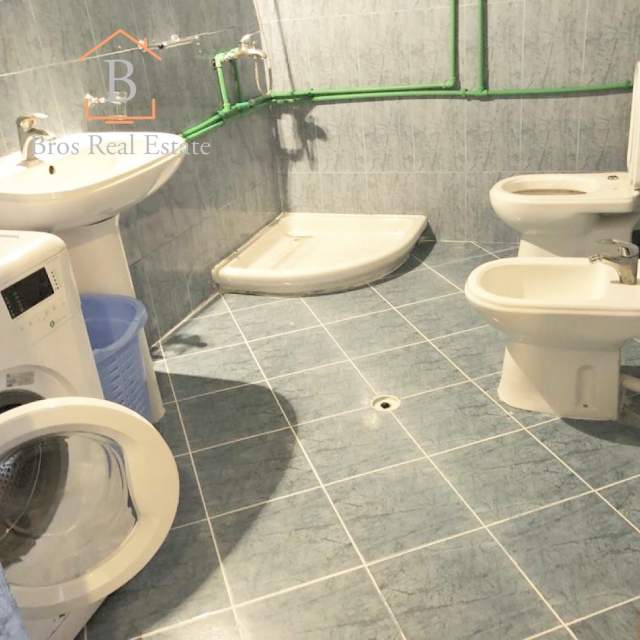 Tirane, jepet me qera shtepi 25.000 Leke