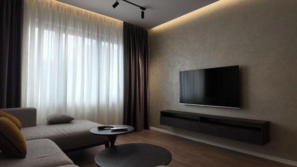 Tirane, jepet me qera apartament 2+1 Kati 3, 105 m² 1.100 € (pazari i ri)