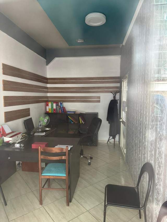 Tirane, jepet me qera ambjent biznesi Kati 0, 16 m² 40.000 Leke (prane Gjykates Administrative)