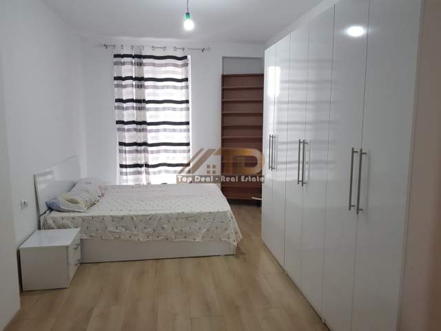 Tirane, jepet me qera apartament 1+1+BLK Kati 4, 72 m² 400 Euro