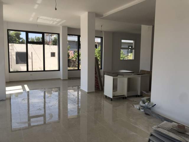 Gjiri Lalezit, jepet me qera dyqan Kati 0, 170 m²  (Gjiri i lalezit)