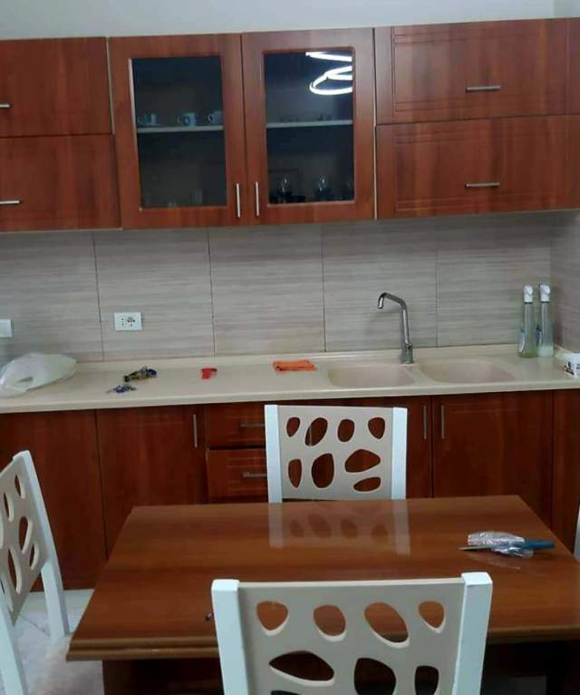 Tirane, ofert apartament 2+1+BLK Kati 9, 83 m² 350 Euro (Kavajes)