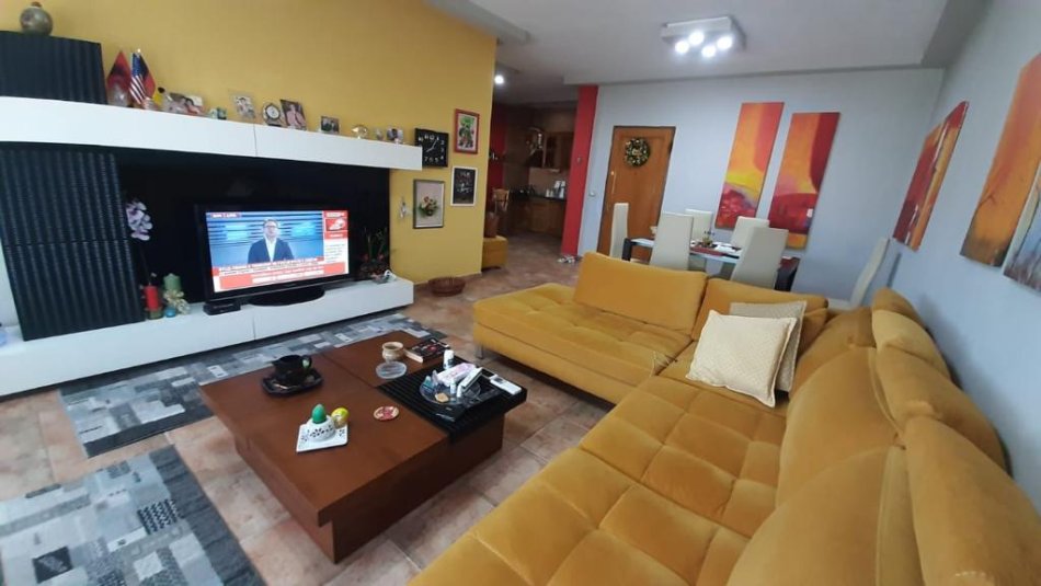 SHITET APARTAMENT  3+1+2   158.000 €   RRUGA E DIBRES