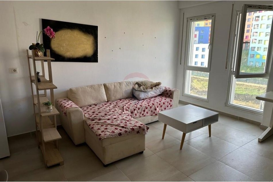 Tirane, shitet apartament 1+1+Ballkon Kati 3, 68 m² 82.000 € (Ali Dem)