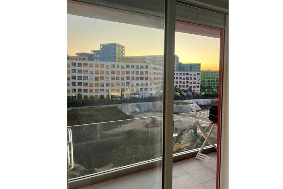 Tirane, shitet apartament 1+1+Ballkon Kati 3, 68 m² 82.000 € (Ali Dem)