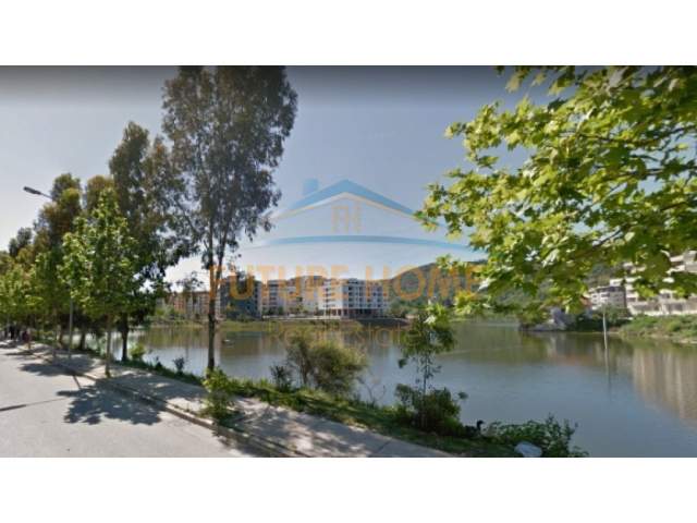 Tirane, shes apartament 3+1+A+BLK Kati 3, 158 m² 193.000 Euro (Liqeni i thate)