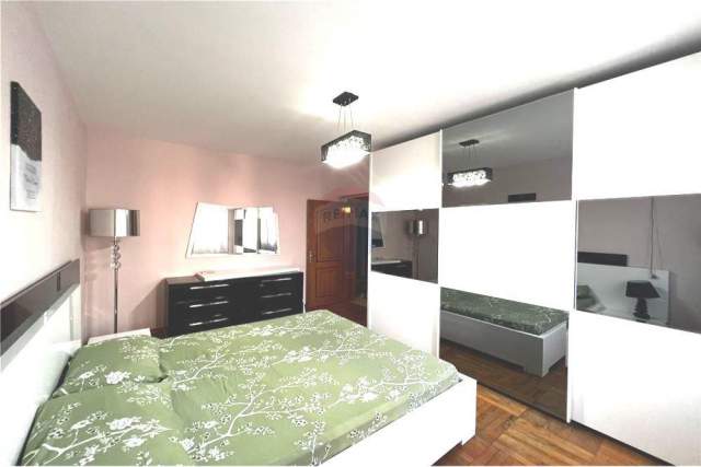 Tirane, jepet me qera apartament 2+1+BLK Kati 4, 65 m² 470 Euro (Ferit Xhajko)