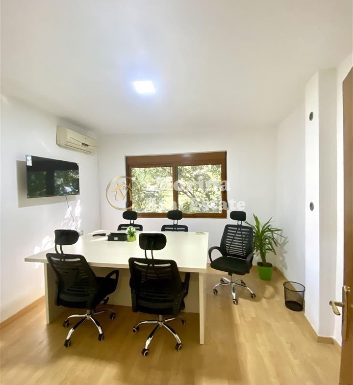 Tirane, jepet me qera zyre Kati 2, 66 m² 900 € (Qender)