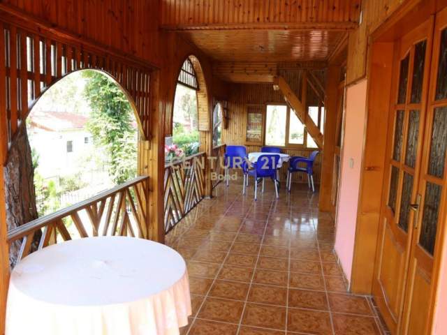 Durres, shitet Vile 5+1+A+BLK Kati 3, 360 m² 350.000 Euro (Golem)
