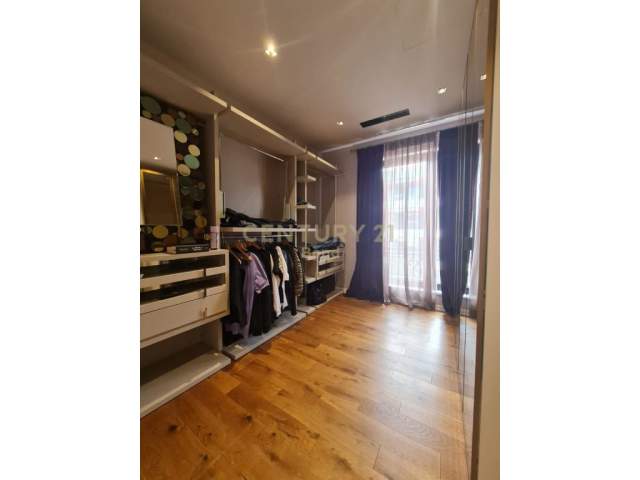 Tirane, shitet apartament 1+1+A+BLK Kati 7, 144 m² 390.000 Euro
