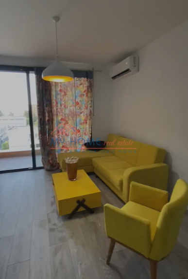 Tirane, jepet me qera 1+1 Kati 4, 500 € 