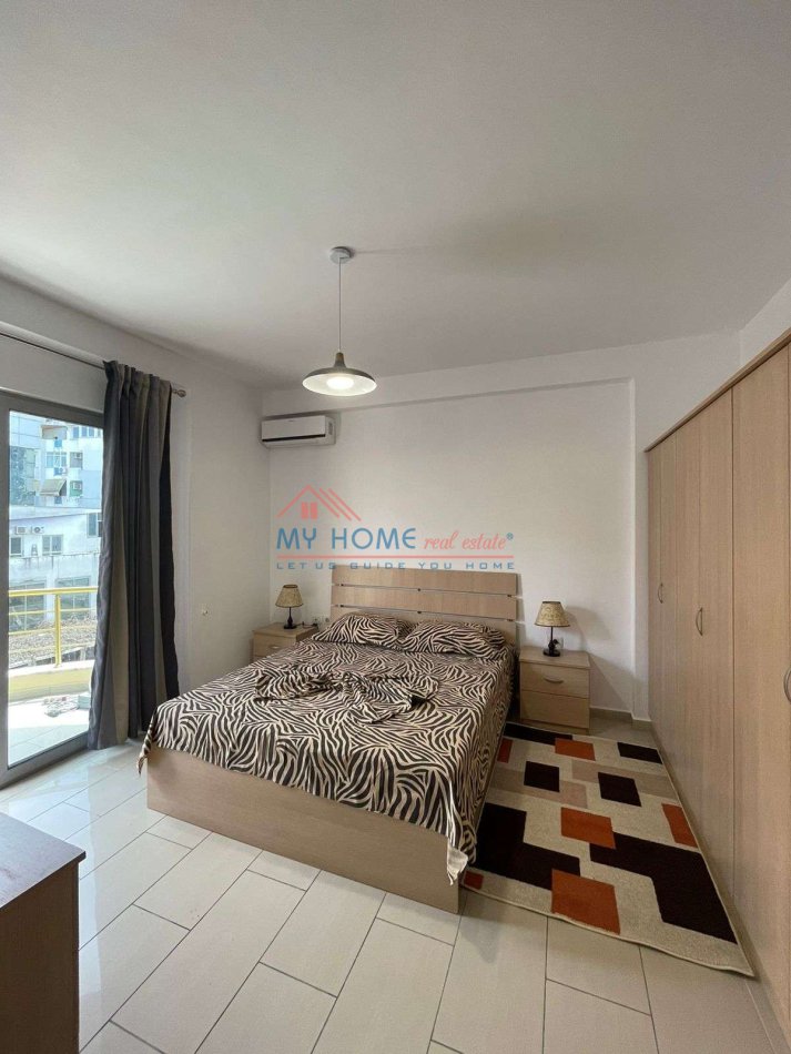 Tirane, jepet me qera apartament 2+1+Ballkon Kati 4, 100 m² 600 € (Myslym Shyri)