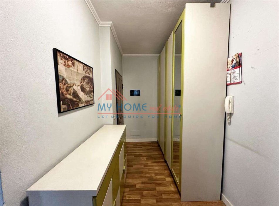 Tirane, shitet apartament 2+1 Kati 4, 160.000 € 