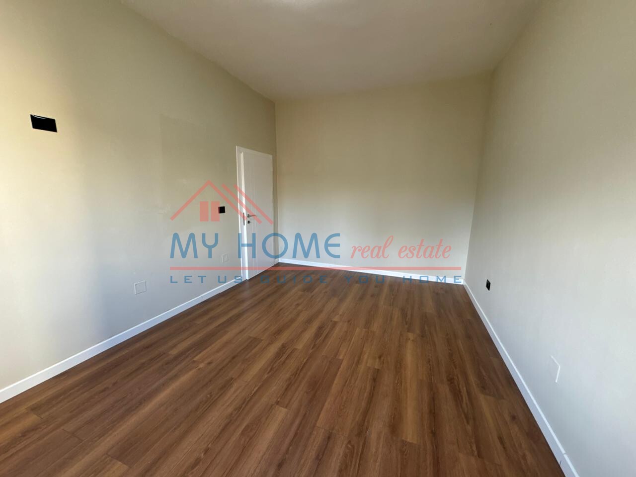 Apartament 2+1 ne shitje ne Myslym Shyri ne Tirane