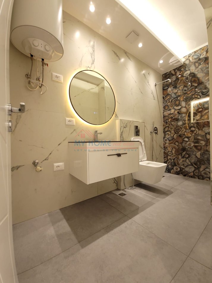 Tirane, shitet apartament 2+1+Ballkon, Kati 7, 95 m² 210,000 € (Zogu i Zi)