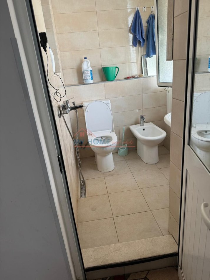 Apartament 3+1+2 ne shitje ne Rrugen Dritan Hoxha ne Tirane