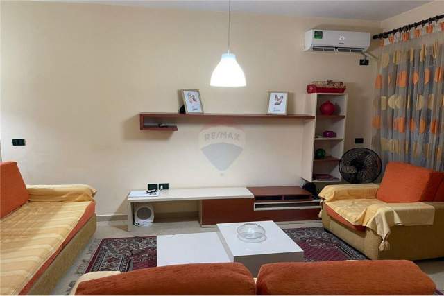Tirane, jepet me qera apartament 2+1+BLK Kati 4, 116 m² 350 Euro (astir)