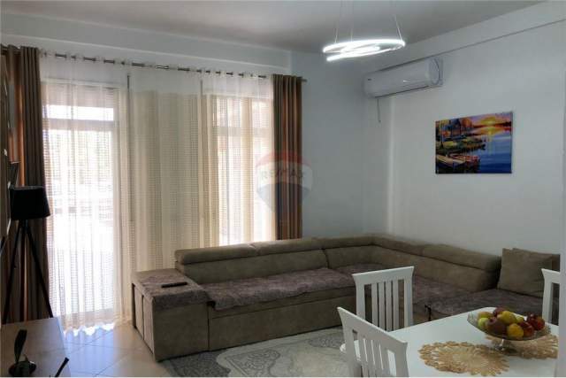 Durres, jepet me qera apartament 2+1+BLK Kati 2, 120 m² 450 Euro (Durres)
