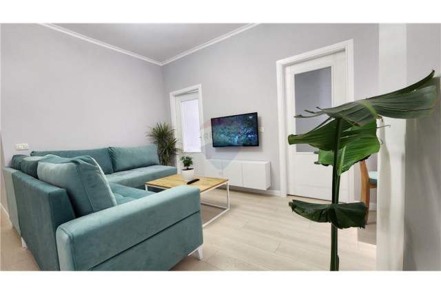 Tirane, shes apartament 2+1 Kati 2, 68 m² 97.000 Euro (Rrapo hekali - Kodra e diellit - Komuna e Parisit)