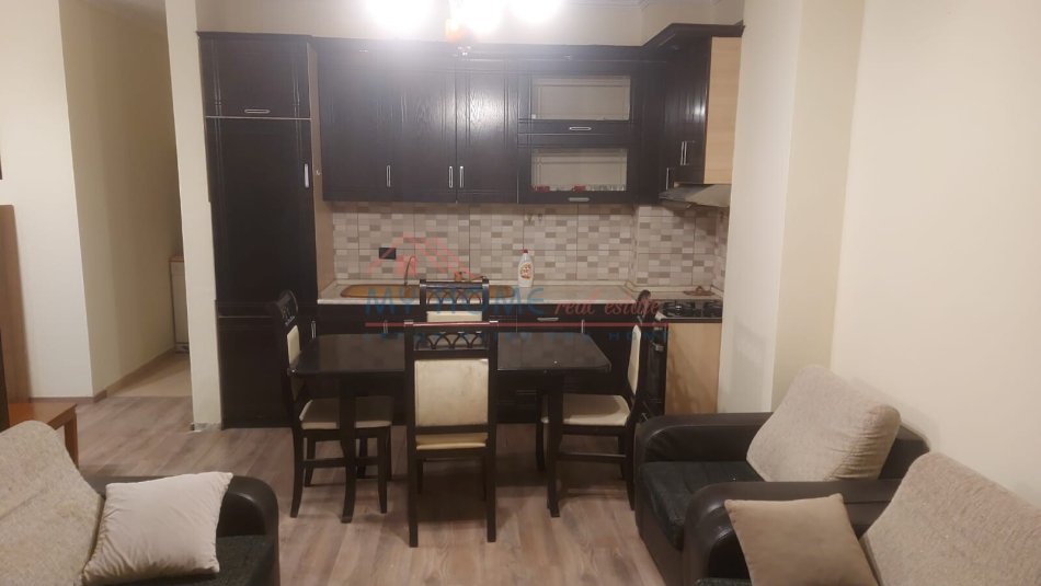 Apartament 2+1 me qira ne Astir Tirane(Eno)
