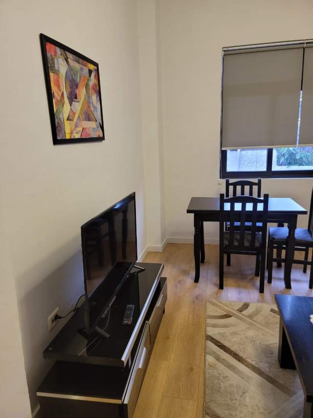 Tirane, jepet me qera apartament 1+1 Kati 1, 60 m² 500 Euro (Qender, prane Prokurorise se Pergjithshme)