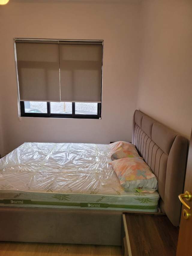 Tirane, jepet me qera apartament 1+1 Kati 1, 60 m² 500 Euro (Qender, prane Prokurorise se Pergjithshme)