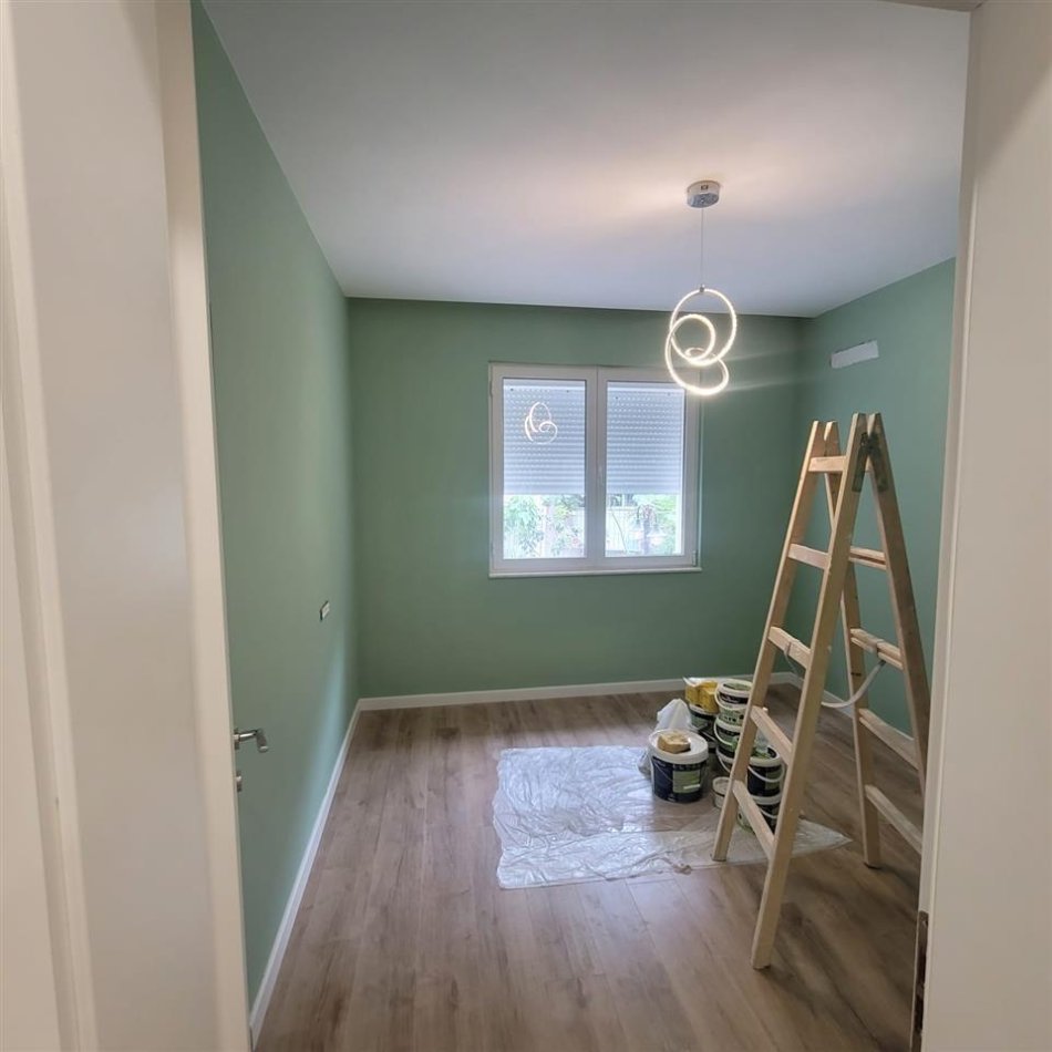 Tirane, shitet 1+1 Kati 1, 75 m² 140.000 € (Rruga e Dibres)