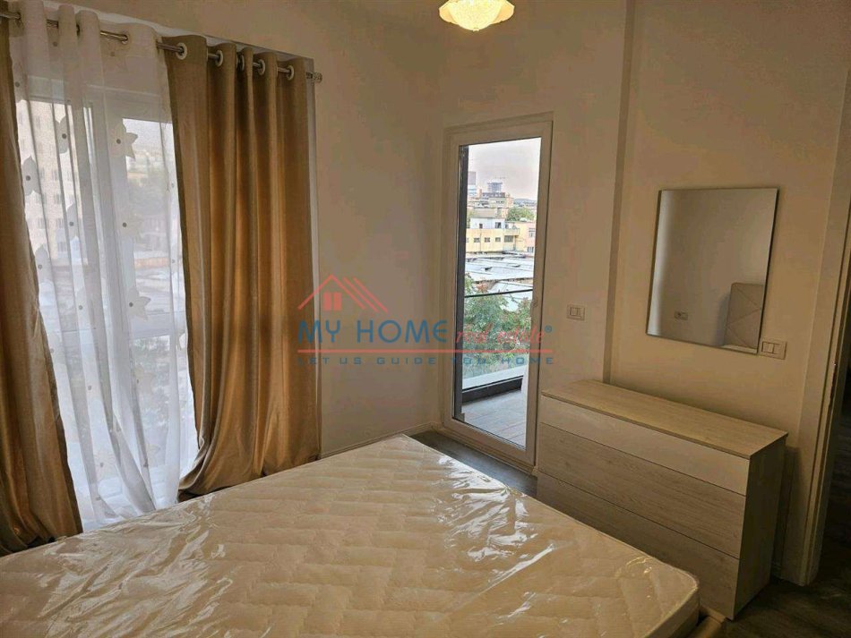 Tirane, jepet me qera apartament 1+1 , 75 m² 600 € 