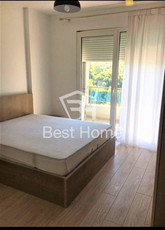 Tirane, jepet me qera apartament 1+1+BLK Kati 4, 70 m² 480 Euro (Kopshti Zoologjik, Kompleksi Mateo)