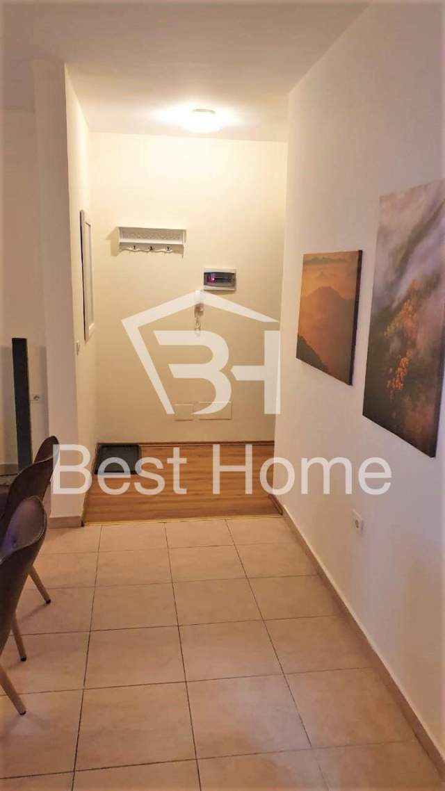 Tirane, jepet me qera apartament 1+1+BLK Kati 4, 75 m² 400 Euro (Bllok, prane Argjendari Pirro dhe Izzy Living)