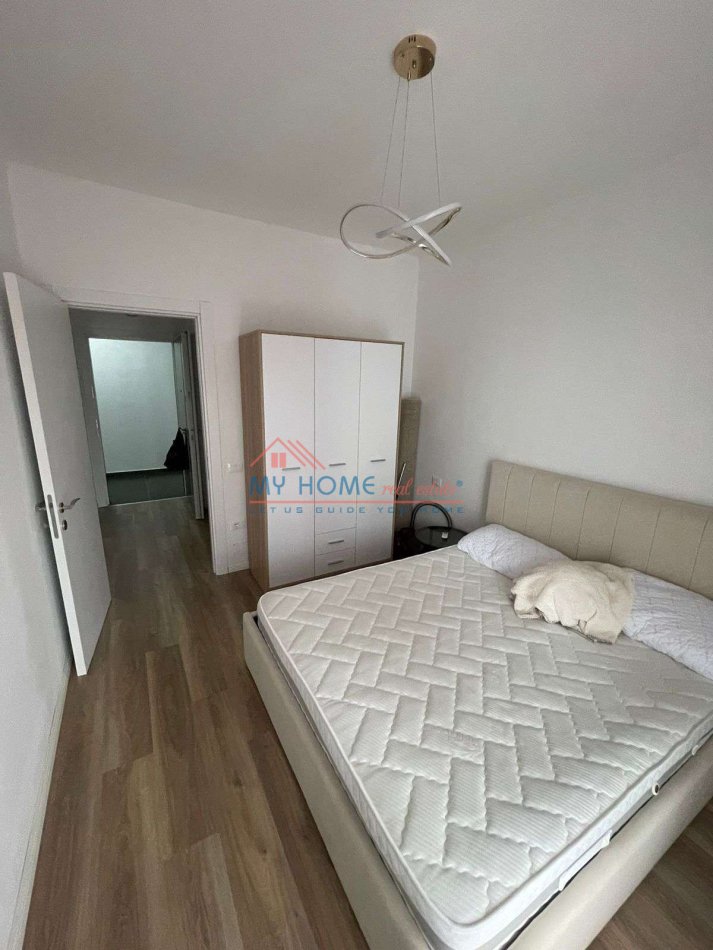 Tirane, shes apartament 1+1+Ballkon Kati 7, 68 m² 148.700 € (Rruga e Dibres)