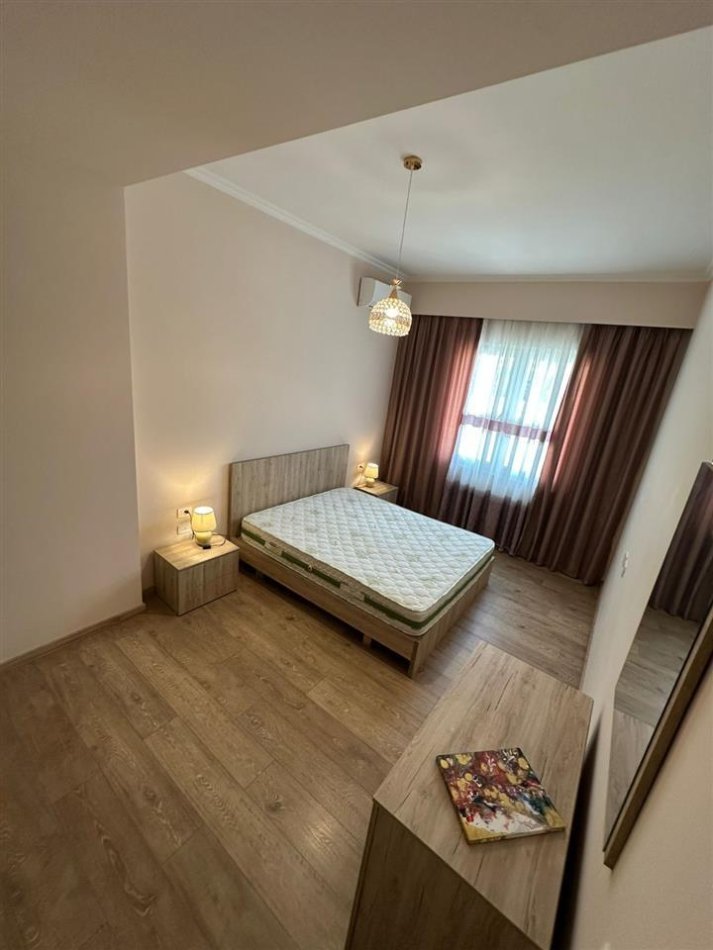Tirane, jepet me qera apartament 2+1 Kati 3, 80 m² 650 € (21 Dhjetori)