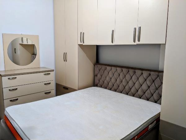 Tirane, jepet me qera apartament 2+1 Kati 3, 86 m² 450 € (Bill Klinton)