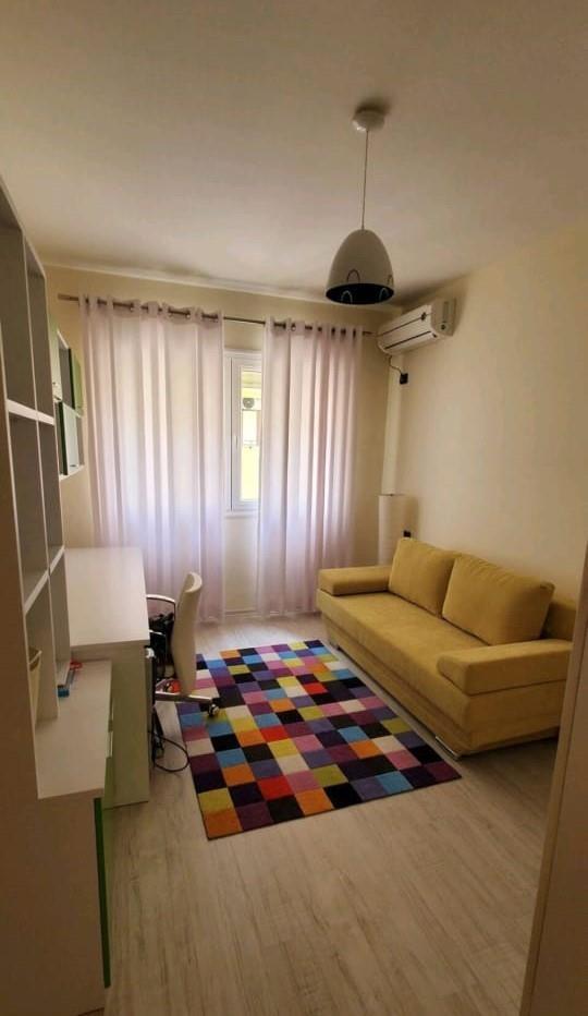 Tirane, jepet me qera apartament 2+1 Kati 3, 85 m² 550 € (Kodra Diellit)