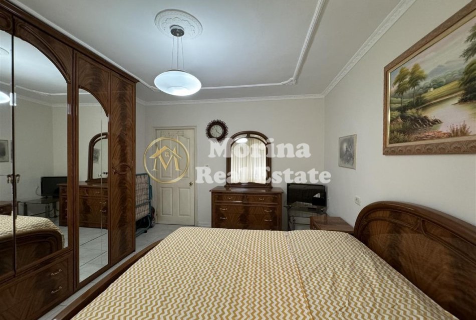 Tirane, jepet me qera apartament 2+1 Kati 5, 85 m² 700 € (Qender)